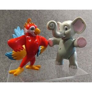 Rainforest Cafe Rio Red Macaw & Posing Elephant Movable Action Figure VTG 2000